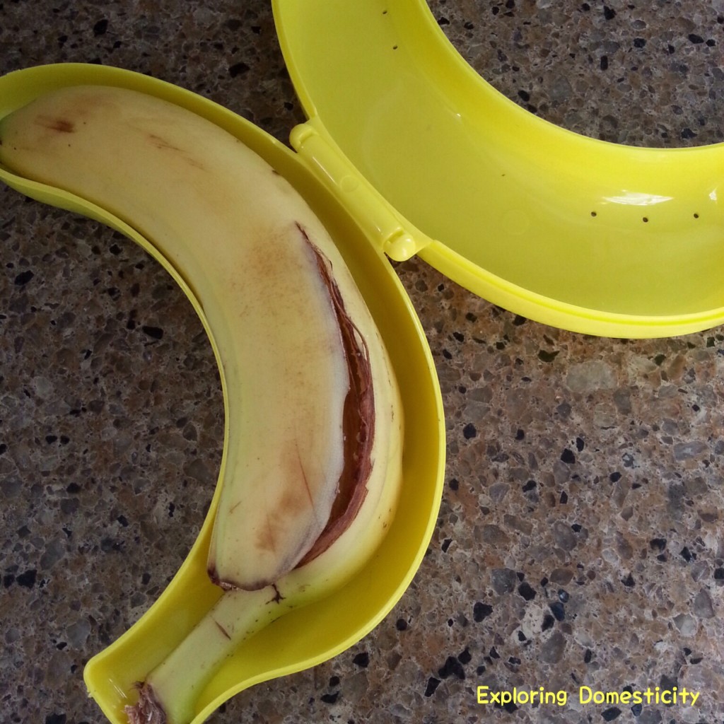 The Banana Keeper: preserves half eaten bananas in the fridge