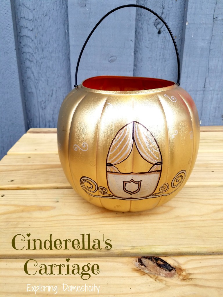 DIY Personalized Halloween Pumpkin Bucket