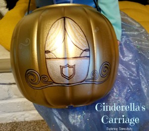 DIY Personalized Halloween Pumpkin Bucket