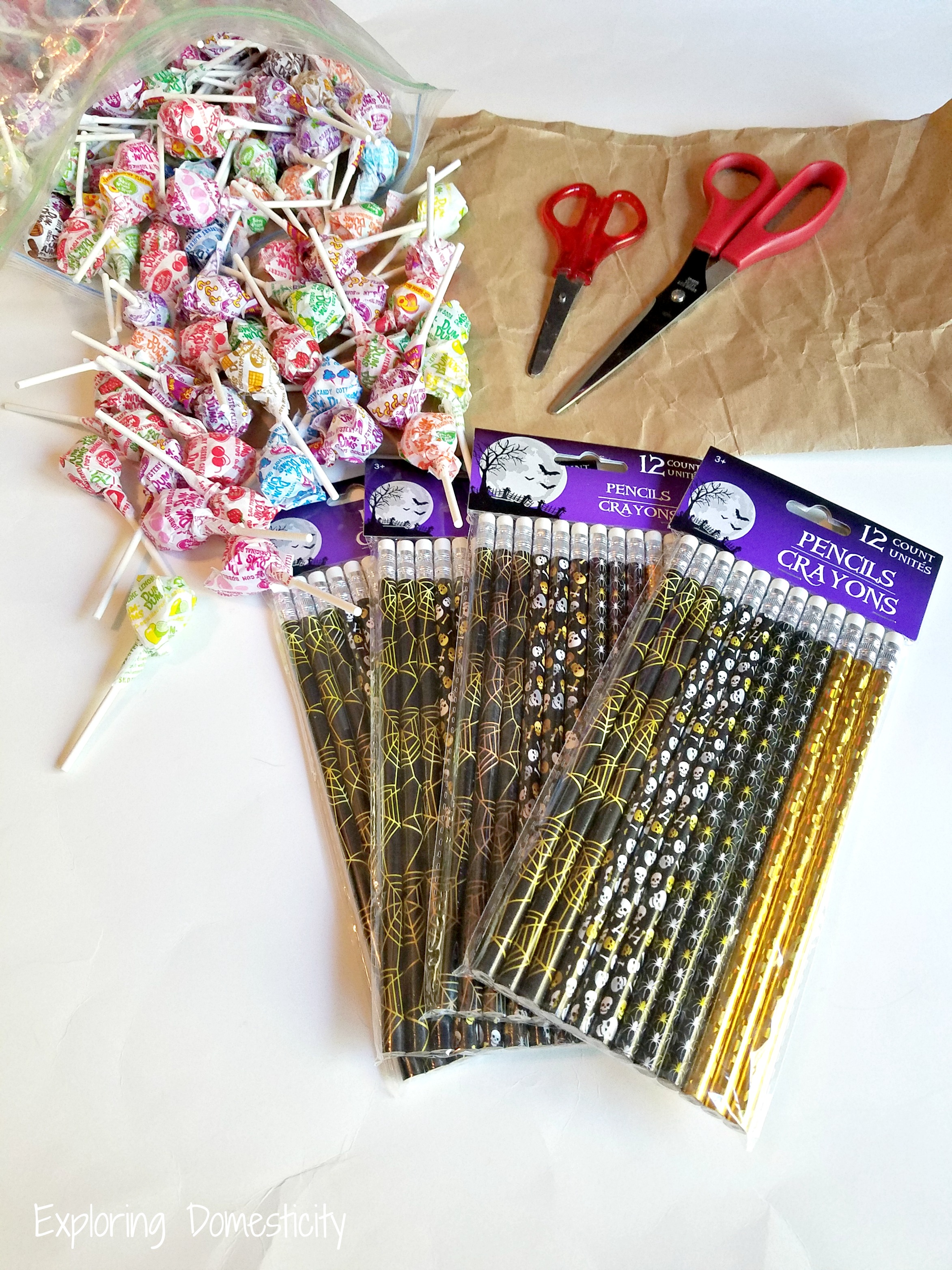  Witch Broom Pens for Halloween 24 Pack - Party Favors and  Classroom Giveaways : Childrens Drawing Pens : Office Products