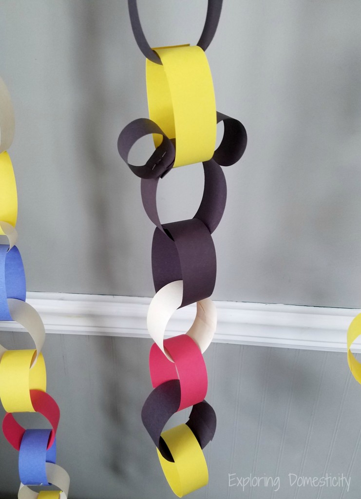 Mickey Mouse Disney Countdown Chain