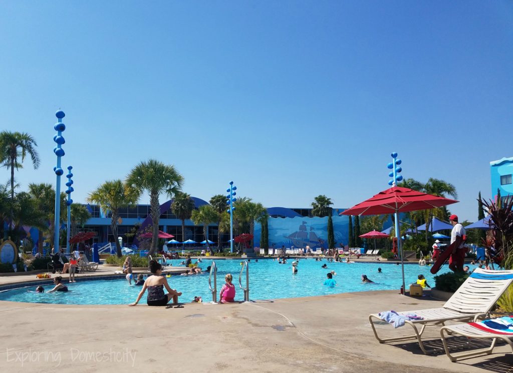 Disney World Art of Animation Resort: The Big Blue Pool and the scenery