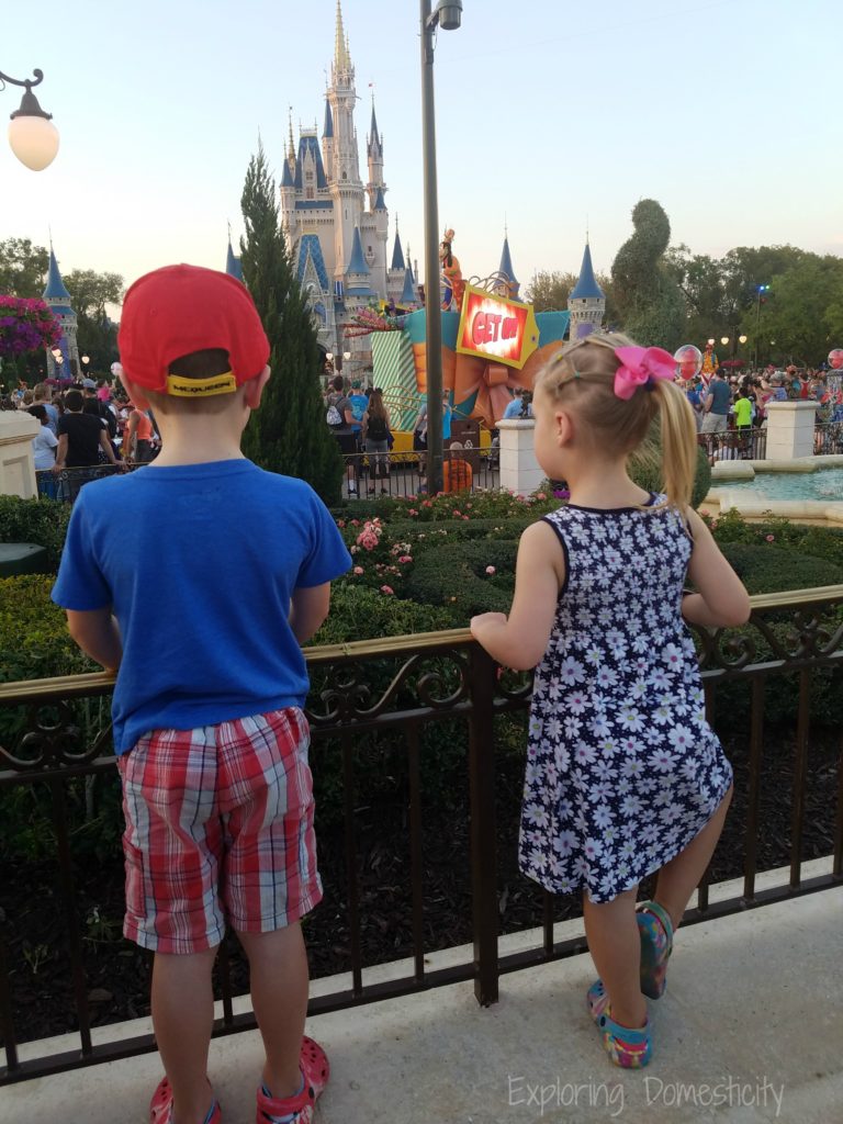 Magic Kingdom evening WDW 2017