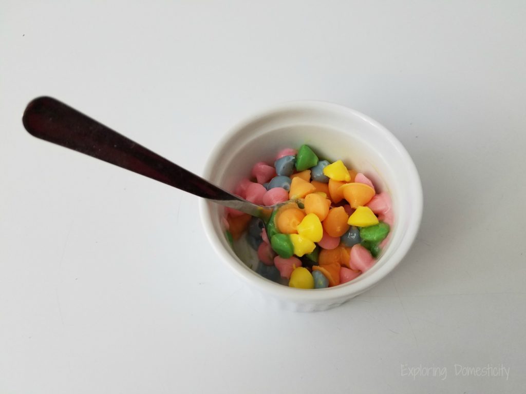Rainbow Yogurt Bites - healthier frozen yogurt alternative to Dippin Dots