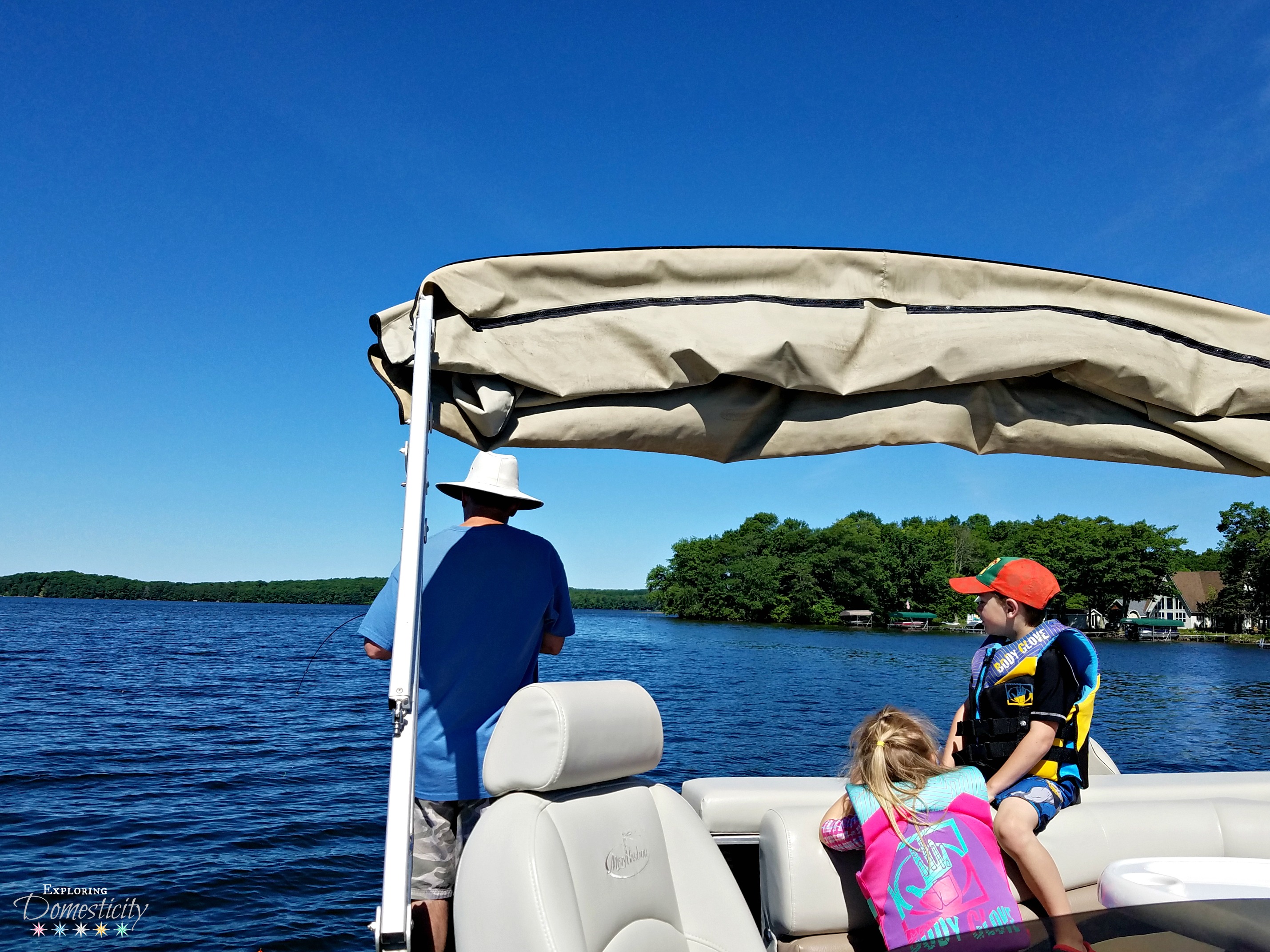 Summer Staycation Ideas - Make family memories with boating