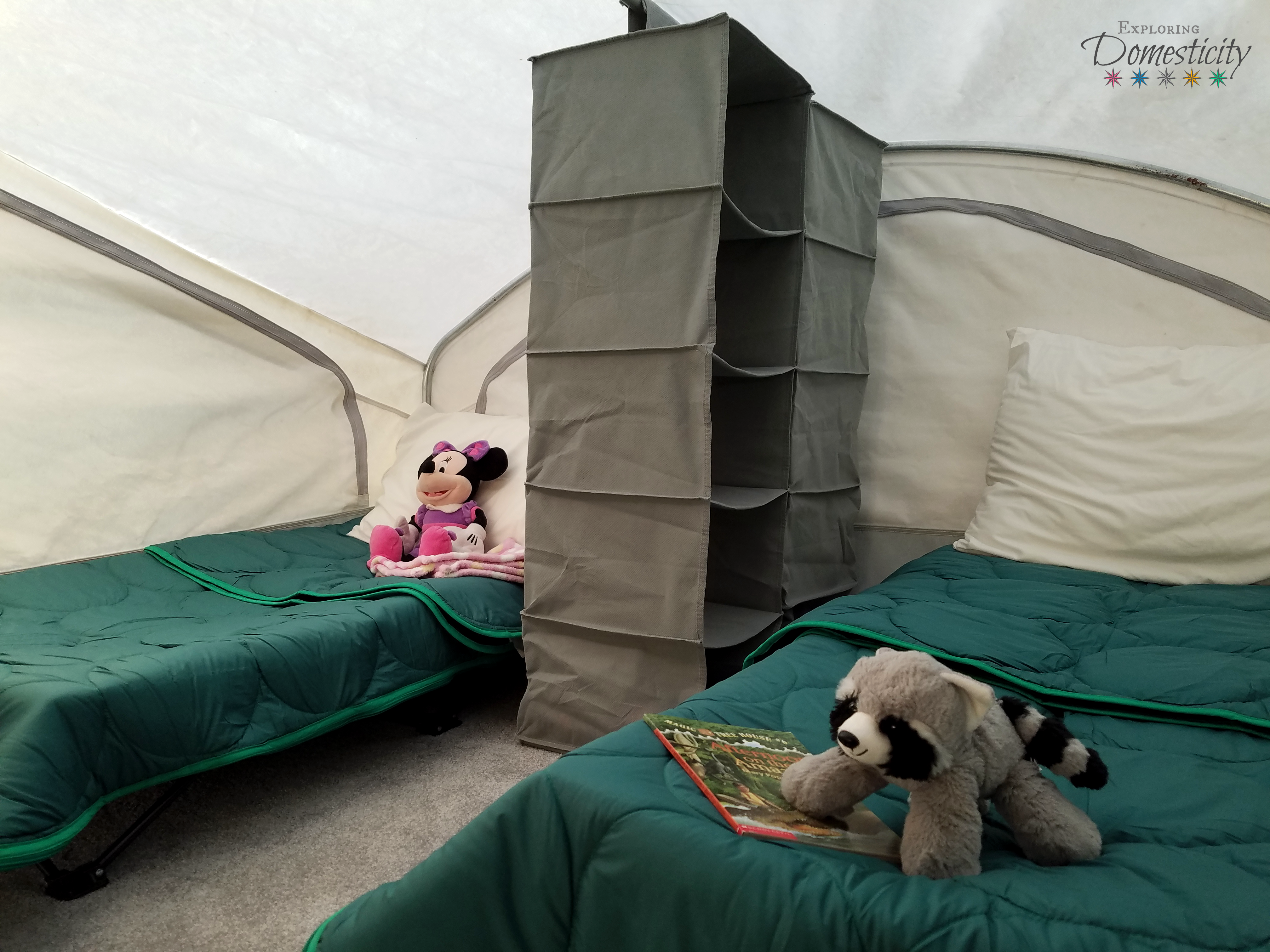 Pop Up Camper Sleeping - dividing sleeping spaces