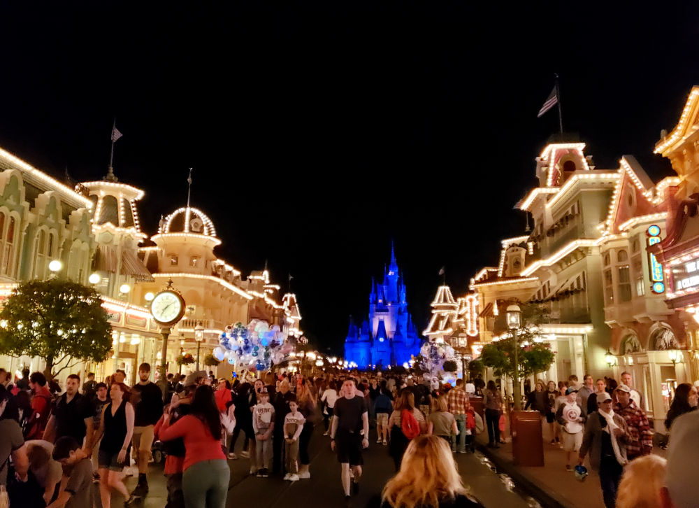 Magic Kingdom 2019 Extra Magic hours after an afternoon break