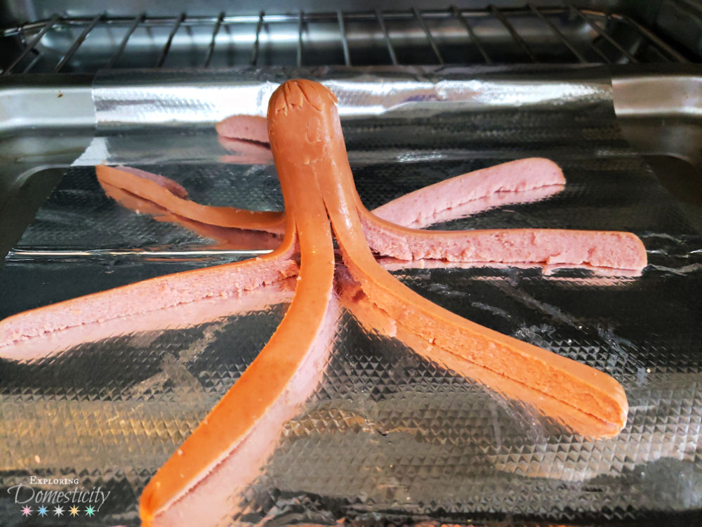 How to cut octopus hot dogs