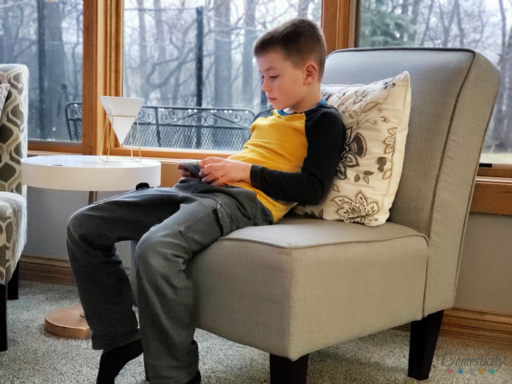 Rainy Day Activities - turn screentime into storytime