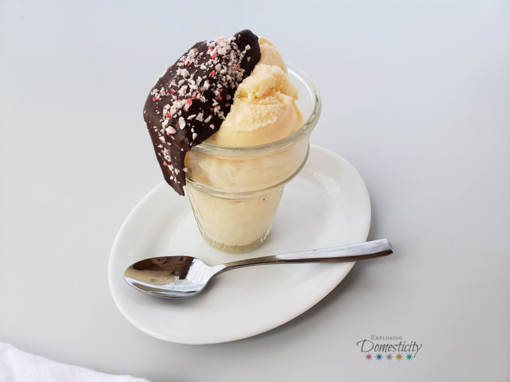 Vanilla ice cream with mint chocolate topper
