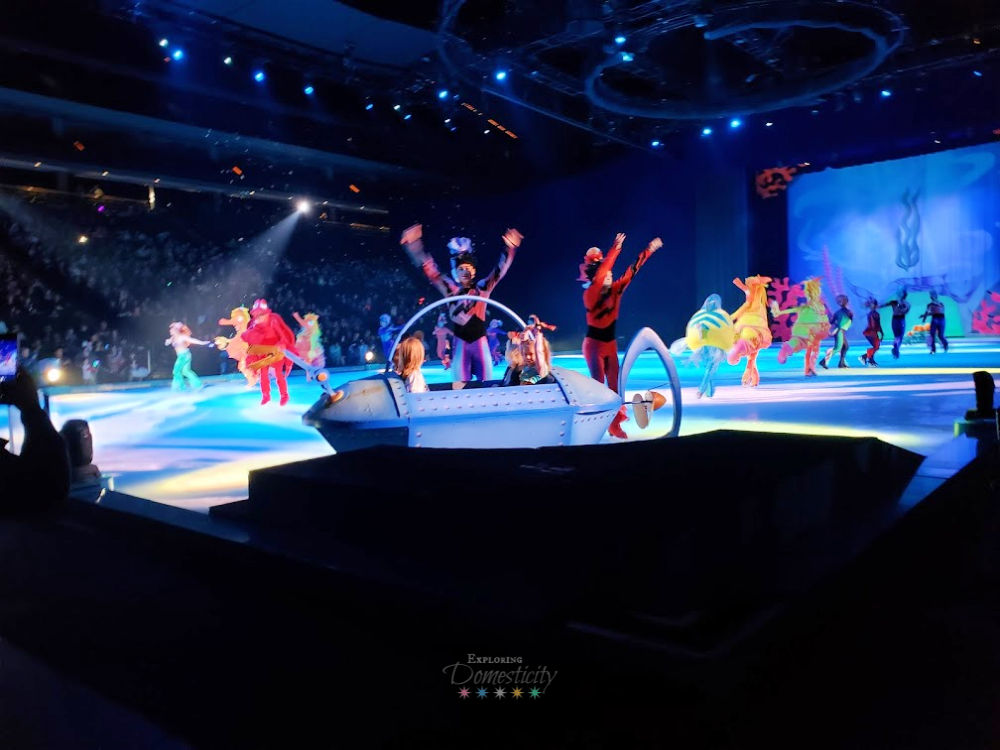 Disney on Ice: Worlds of Enchantment - Ride-on