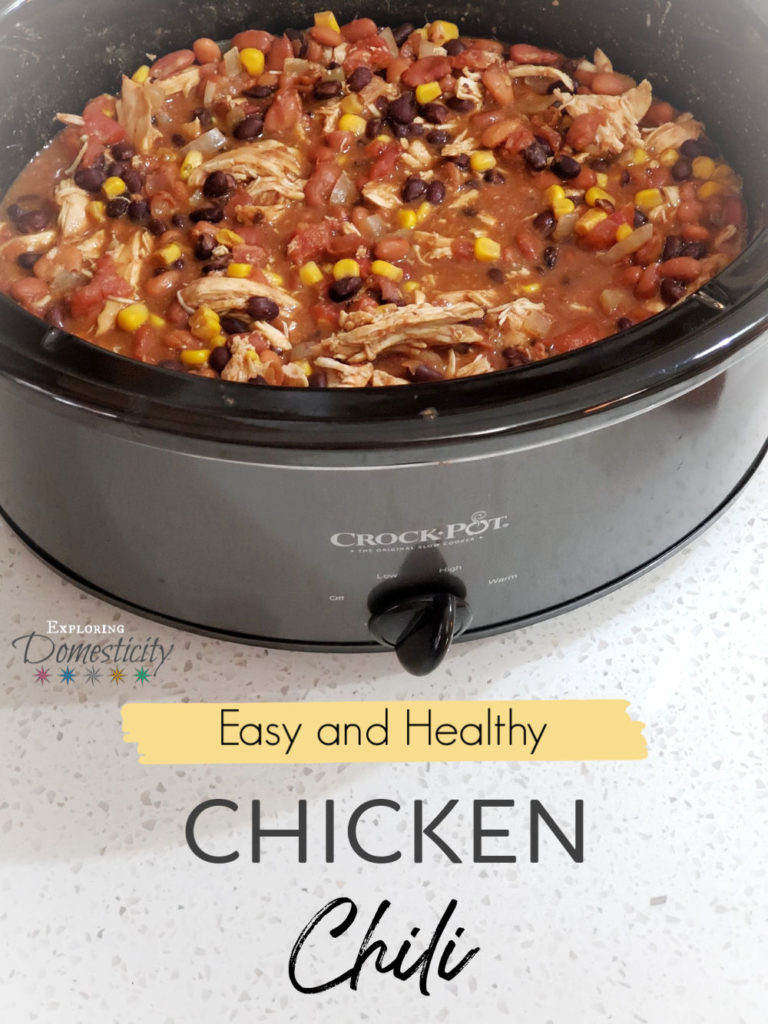 Healthy and Easy Crockpot Chicken Chili