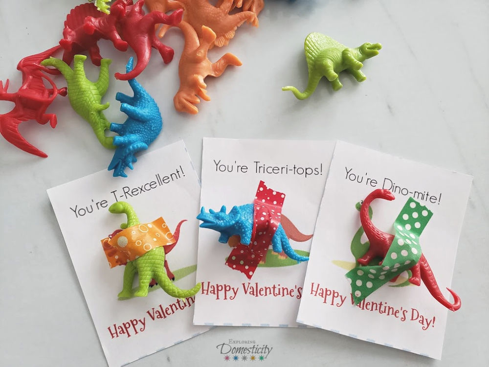 Non-candy Dinosaur Valentines with printable
