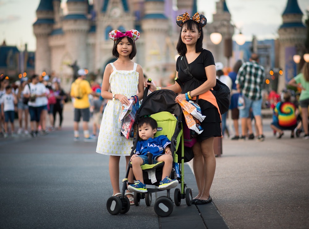 Hiromi and family at Disney World